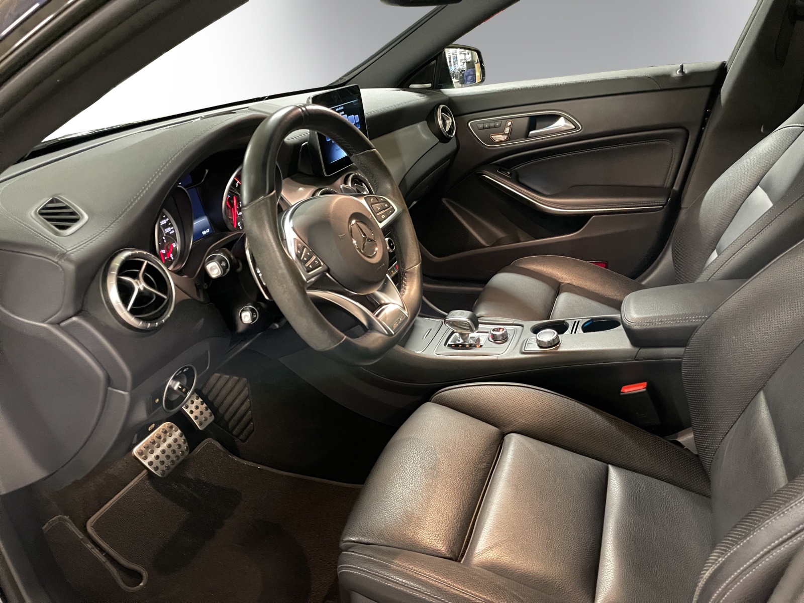 Image MERCEDES-BENZ CLA-45-AMG CLA 45 AMG 4Matic Speedshift