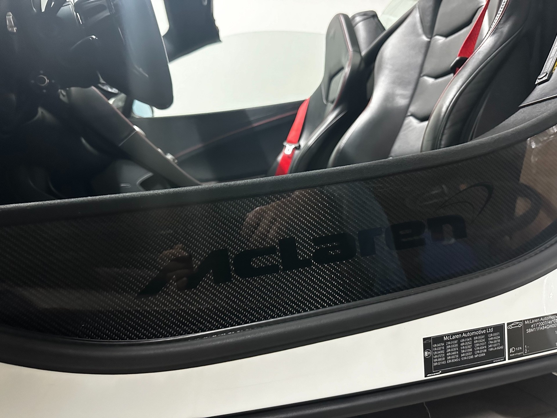McLAREN 650S Spider 3.8 V8 SSG-image-10