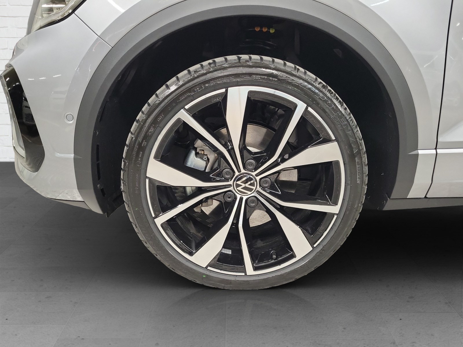 VW T-Roc 2.0 TSI R-Line DSG 4motion-image-5