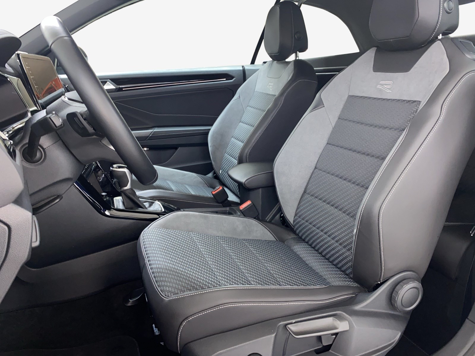 VW T-Roc Cabriolet 1.5 TSI EVO R-Line DSG-image-7