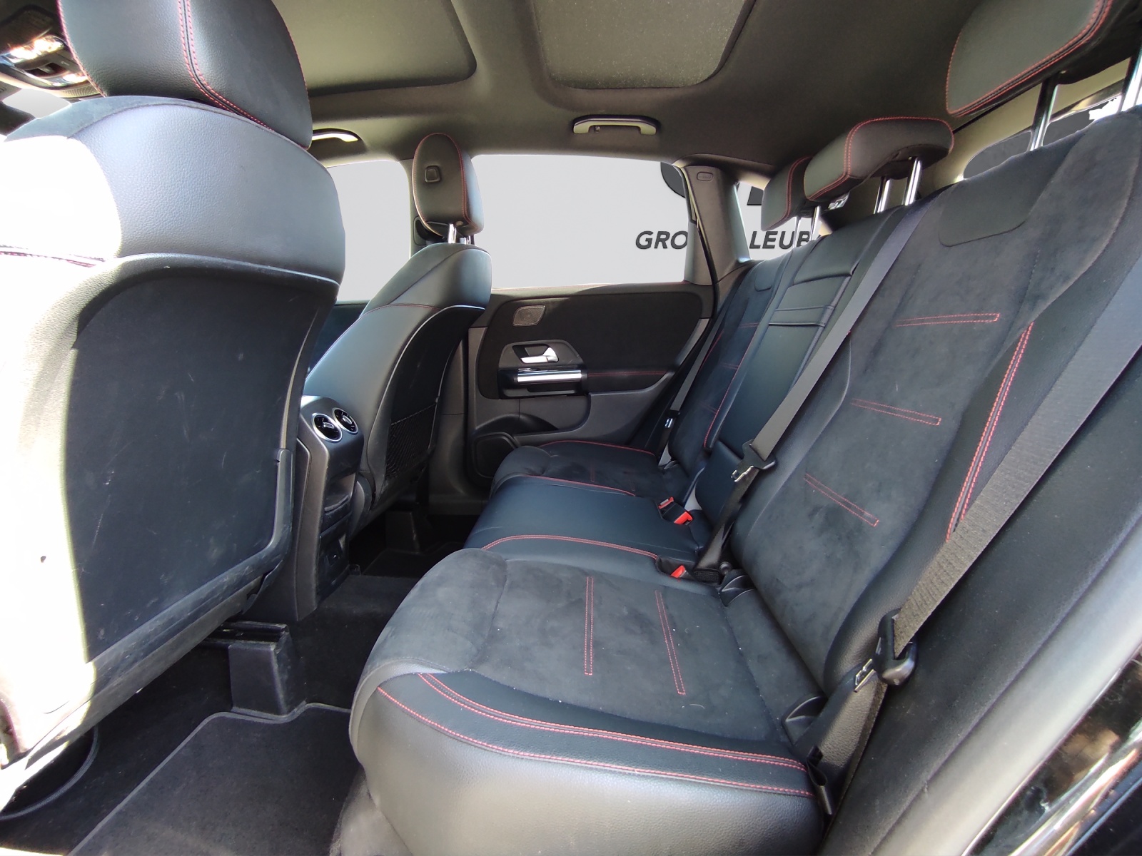 Image MERCEDES-BENZ B-200 B 200 4M AMG Line