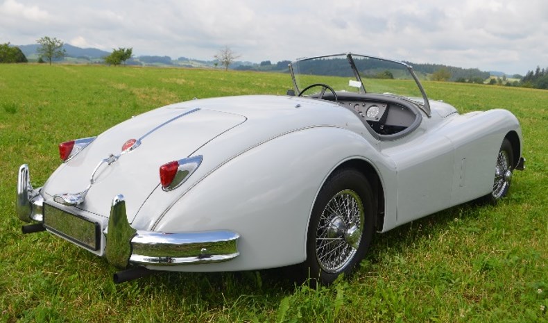 JAGUAR XK140 OTS Roadster-showroom-element-3