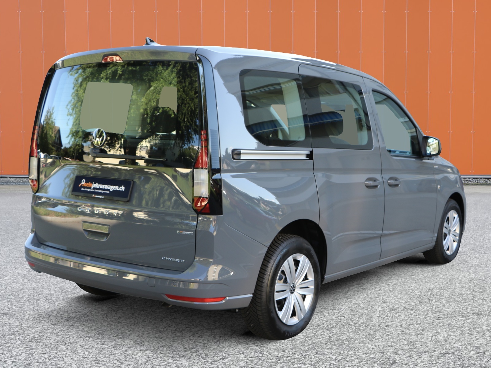 VW Caddy 1.5 TSI Plug in Hybrid DSG-showroom-element-1