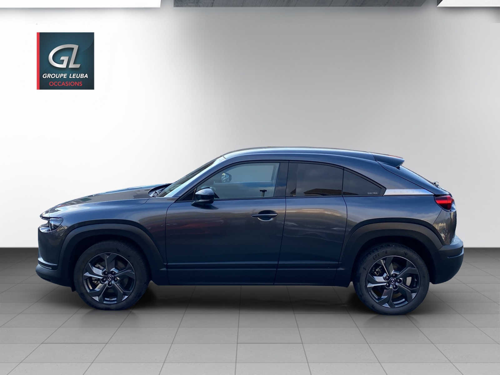MAZDA MX-30 e-Sky Revolution-showroom-element-2