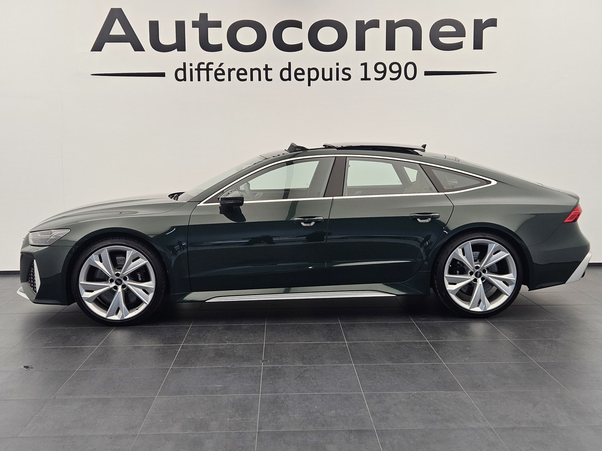 AUDI RS7 Sportback MHEV-showroom-element-1