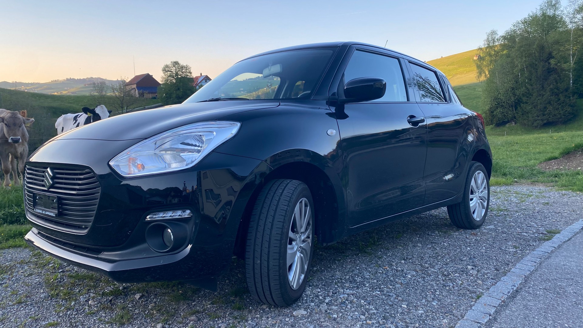 SUZUKI Swift 1.2i 16V SHVS Compact Top Hybrid Allgrip 4x4-image-1