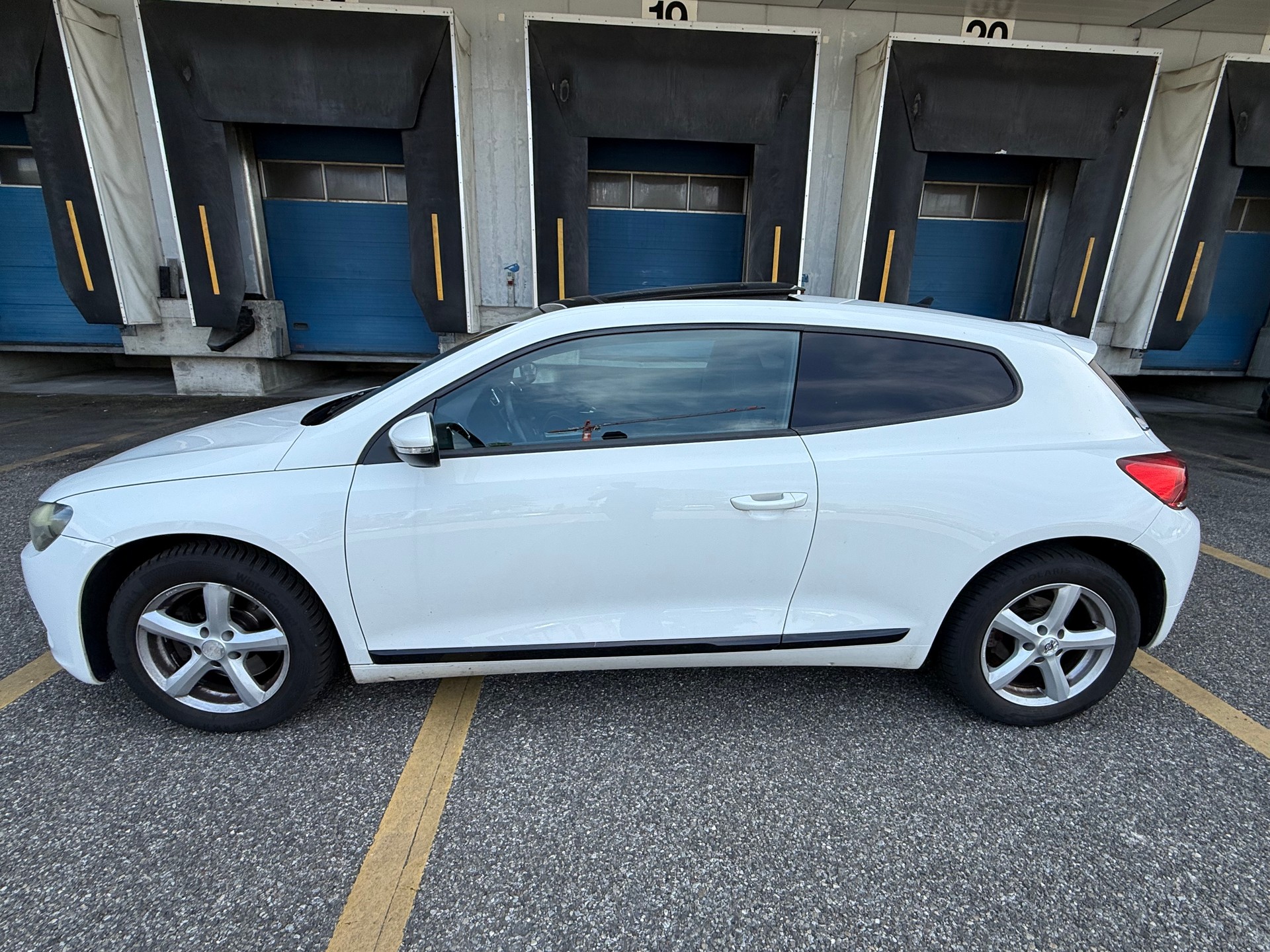VW Scirocco 2.0 TSI Team-image-7