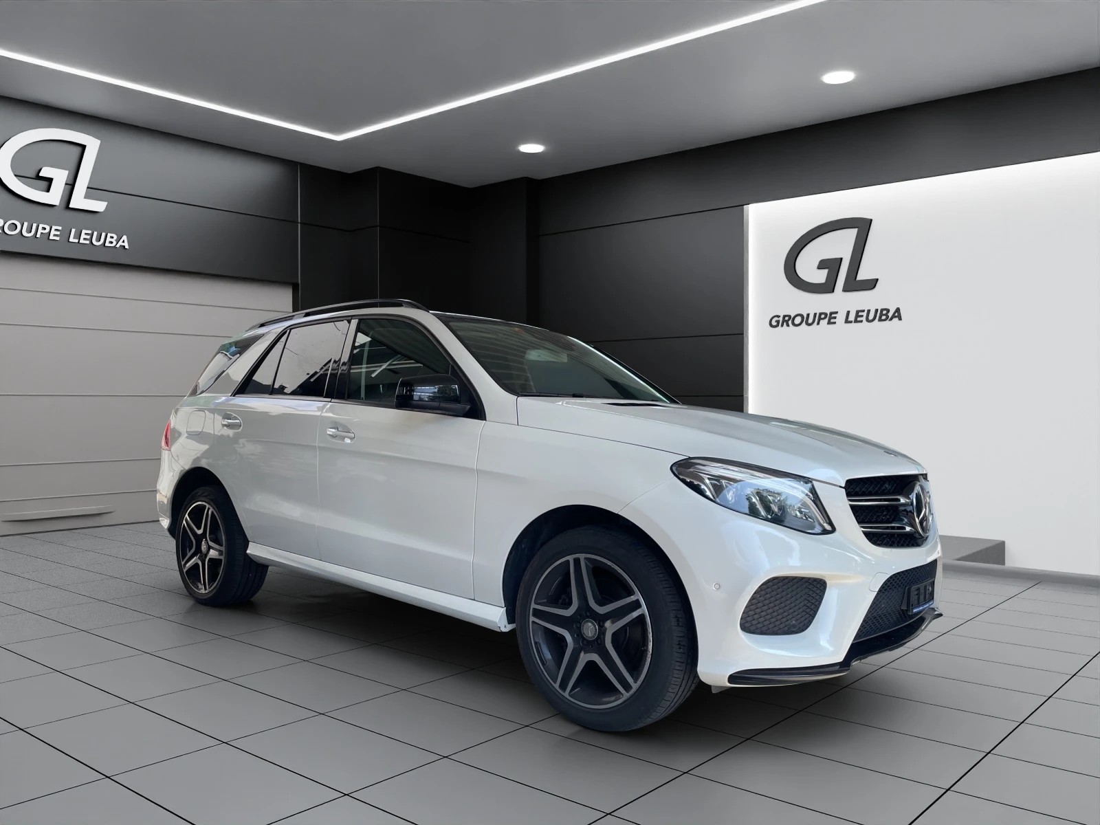 Photo MERCEDES-BENZ GLE-350 GLE 350 d 4Matic 9G-Tronic