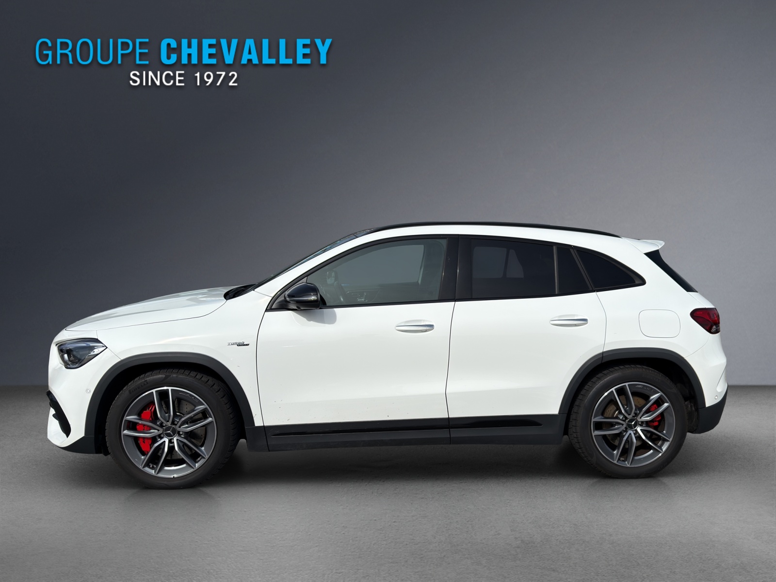 MERCEDES-BENZ GLA 45 S AMG 4Matic+ 8G-Speedshift DCT-showroom-element-2