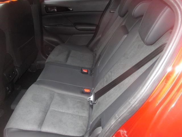 MITSUBISHI Eclipse Cross 2.4 PHEV Intense 4x4-image-14