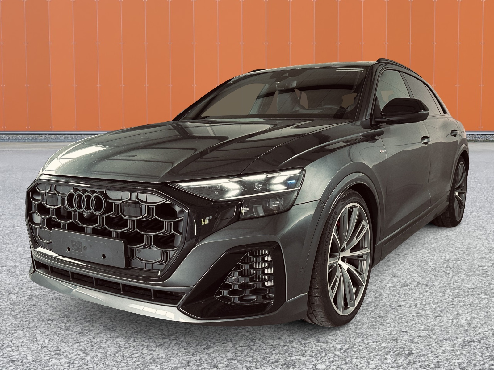 AUDI Q8 SUV TFSI e quattro 290 kW tiptronic