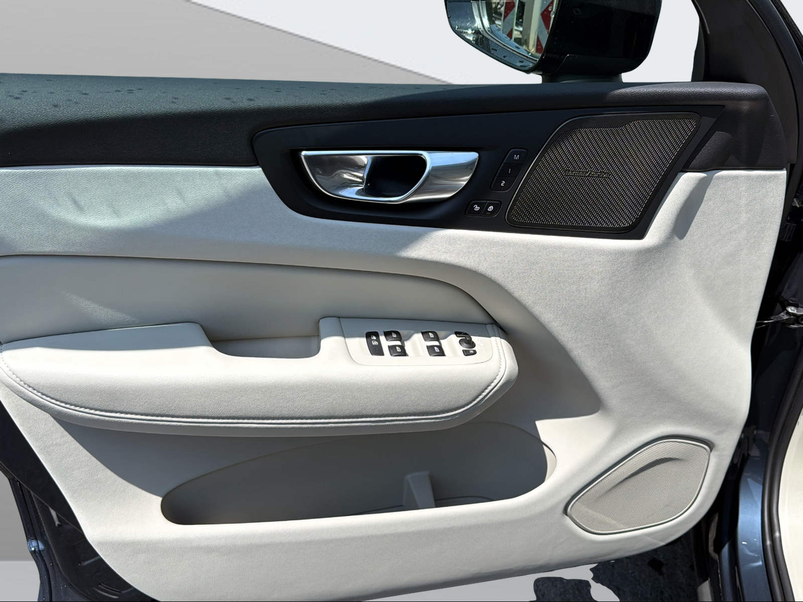 Image VOLVO XC60 XC60 T6 eAWD PluginHybrid Ultra Dark Geartronic