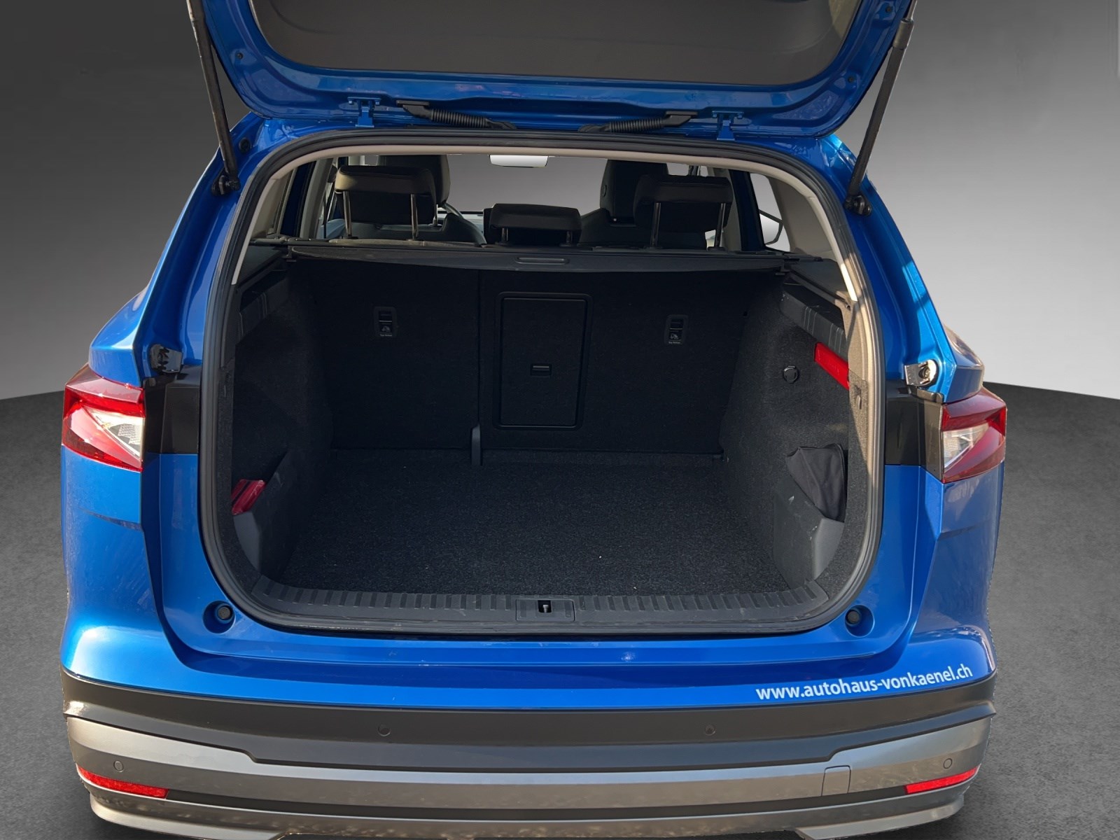 SKODA Enyaq iV 60-image-10