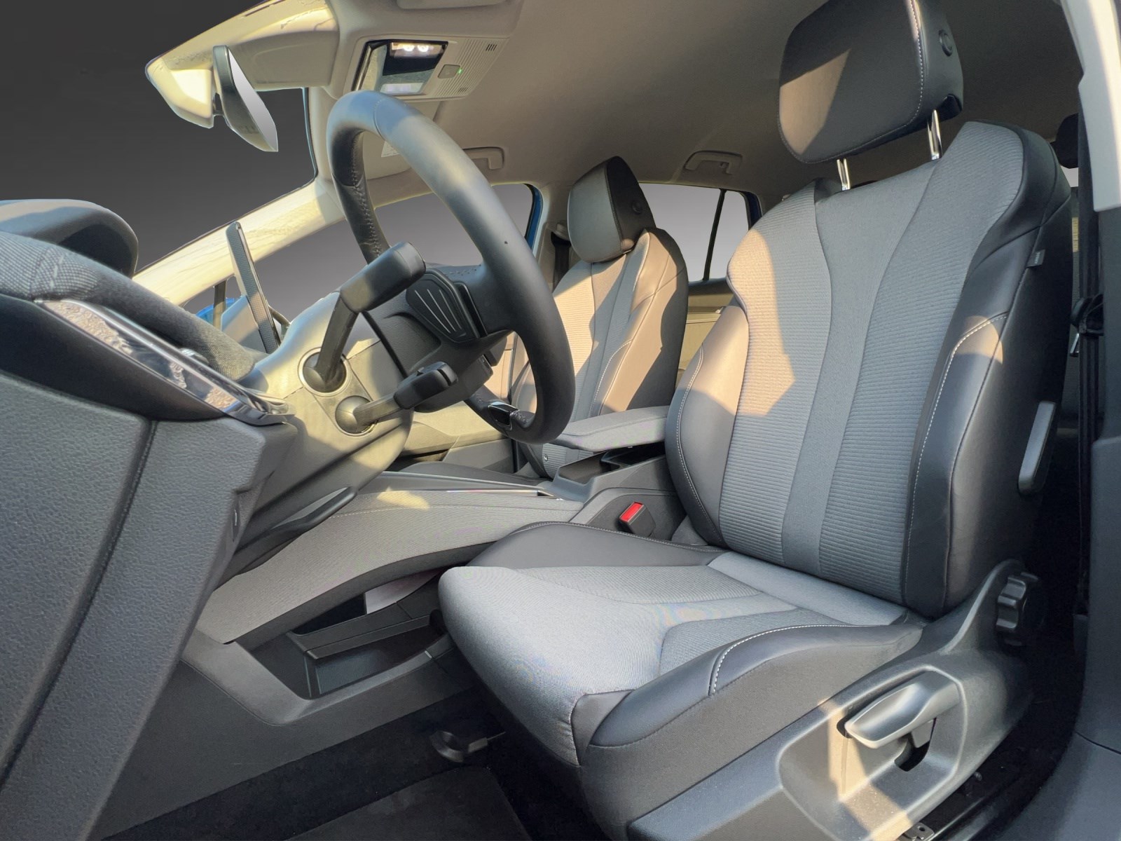 SKODA Enyaq iV 60-showroom-element-3