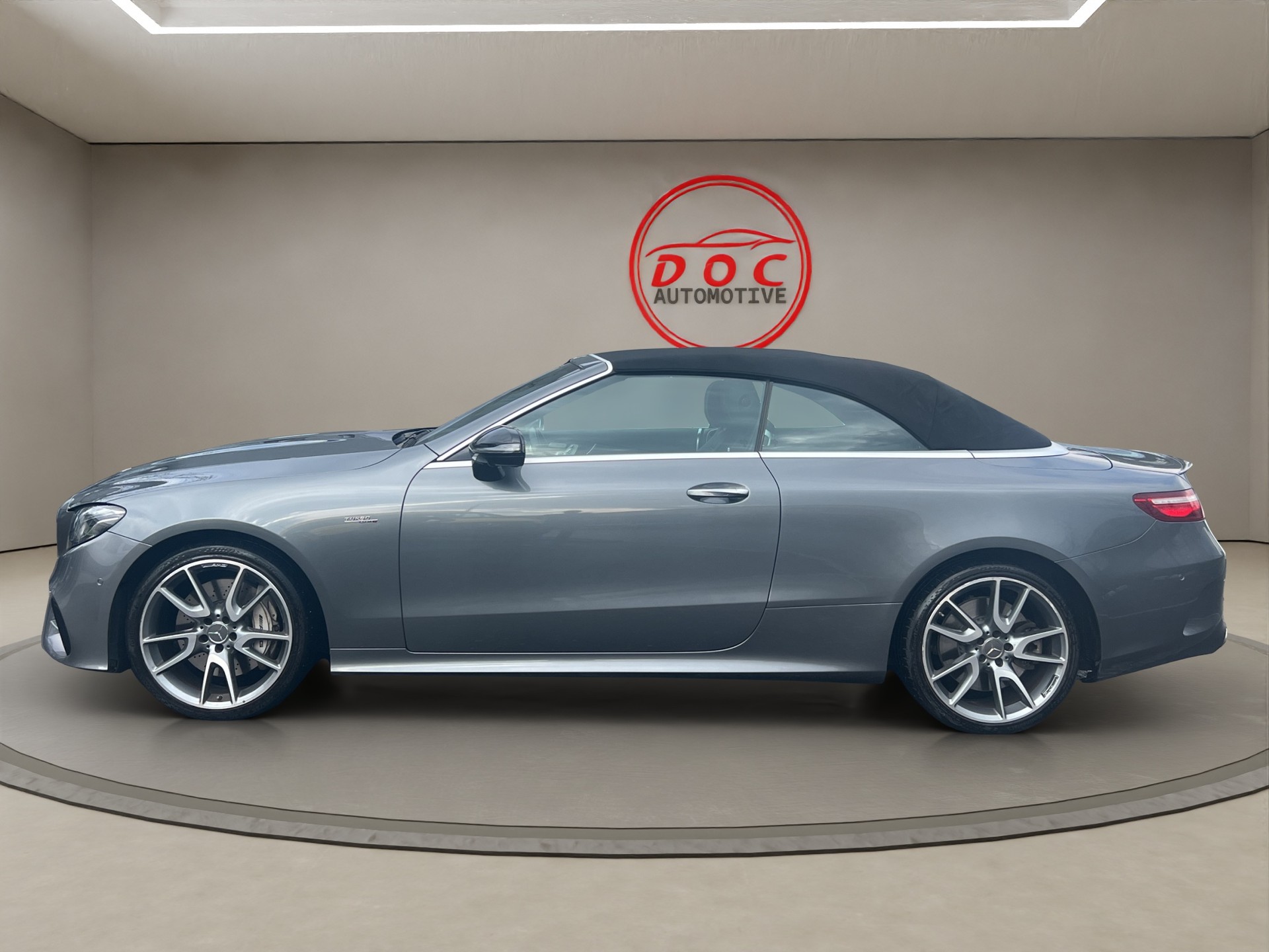 MERCEDES-BENZ E 53 Cabriolet AMG 4matic+ 9G-Tronic / CH-Fahrzeug mit Gratis Service-showroom-element-1
