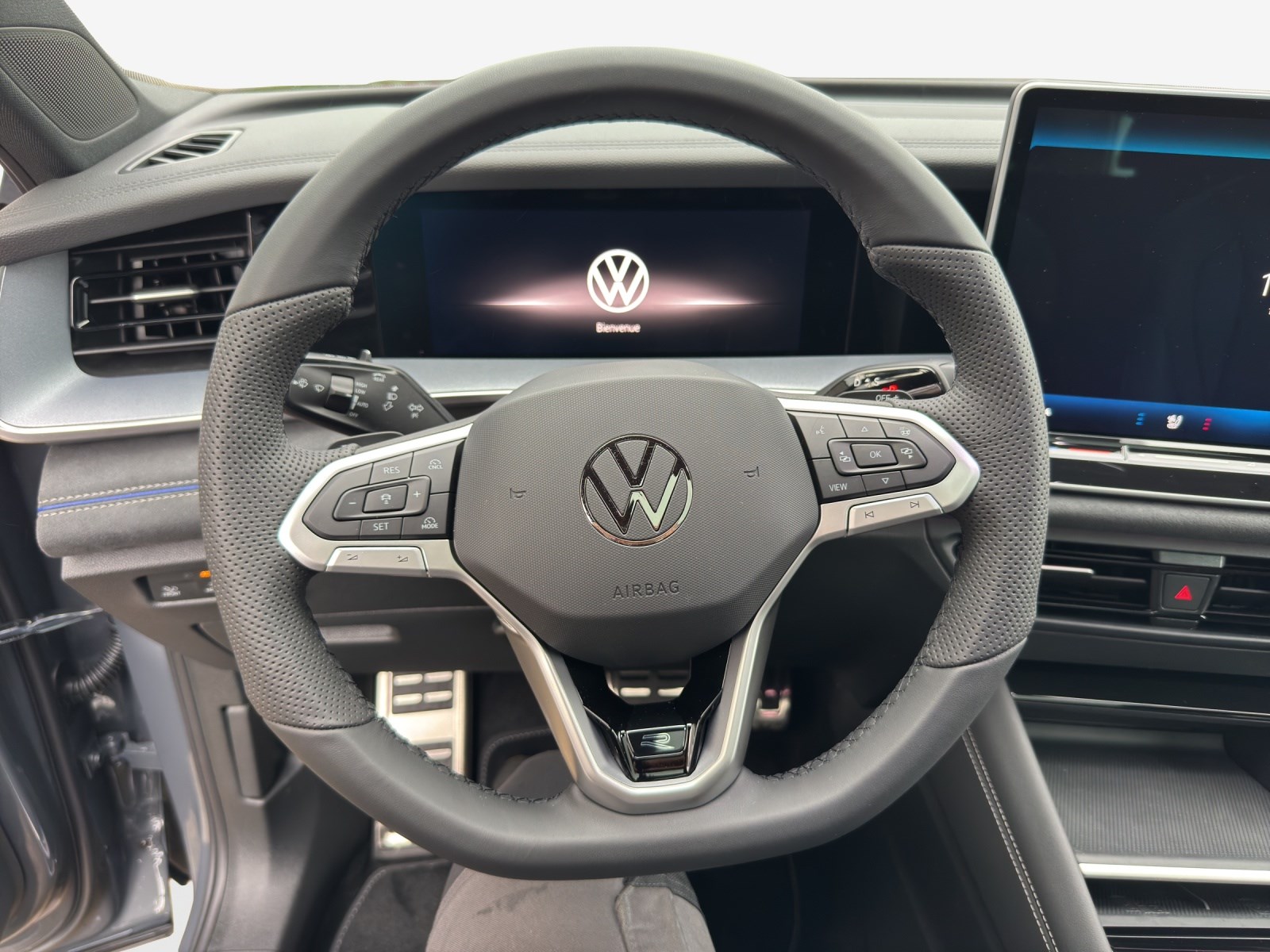 VW Tayron 2.0 TDI SCR R-Line 4Motion DSG-image-9