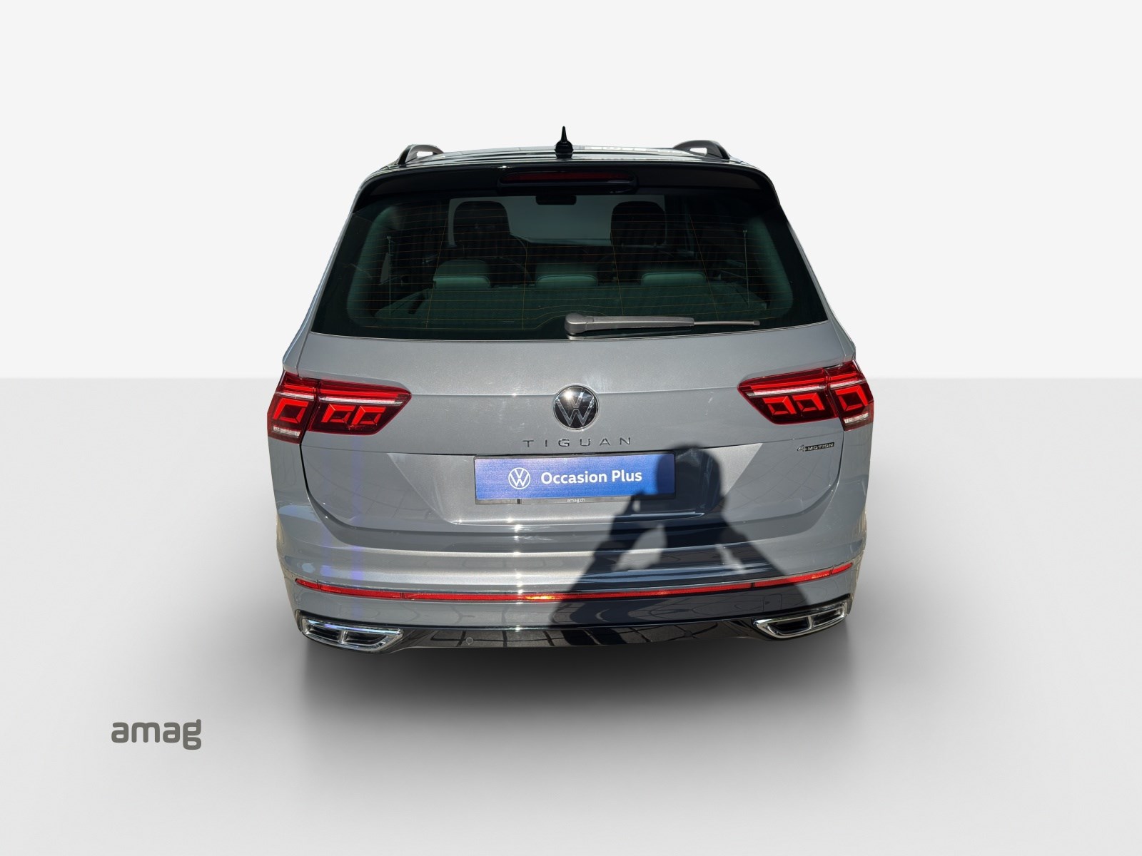 VW Tiguan 2.0TSI R-Line 4Motion DSG-showroom-element-3