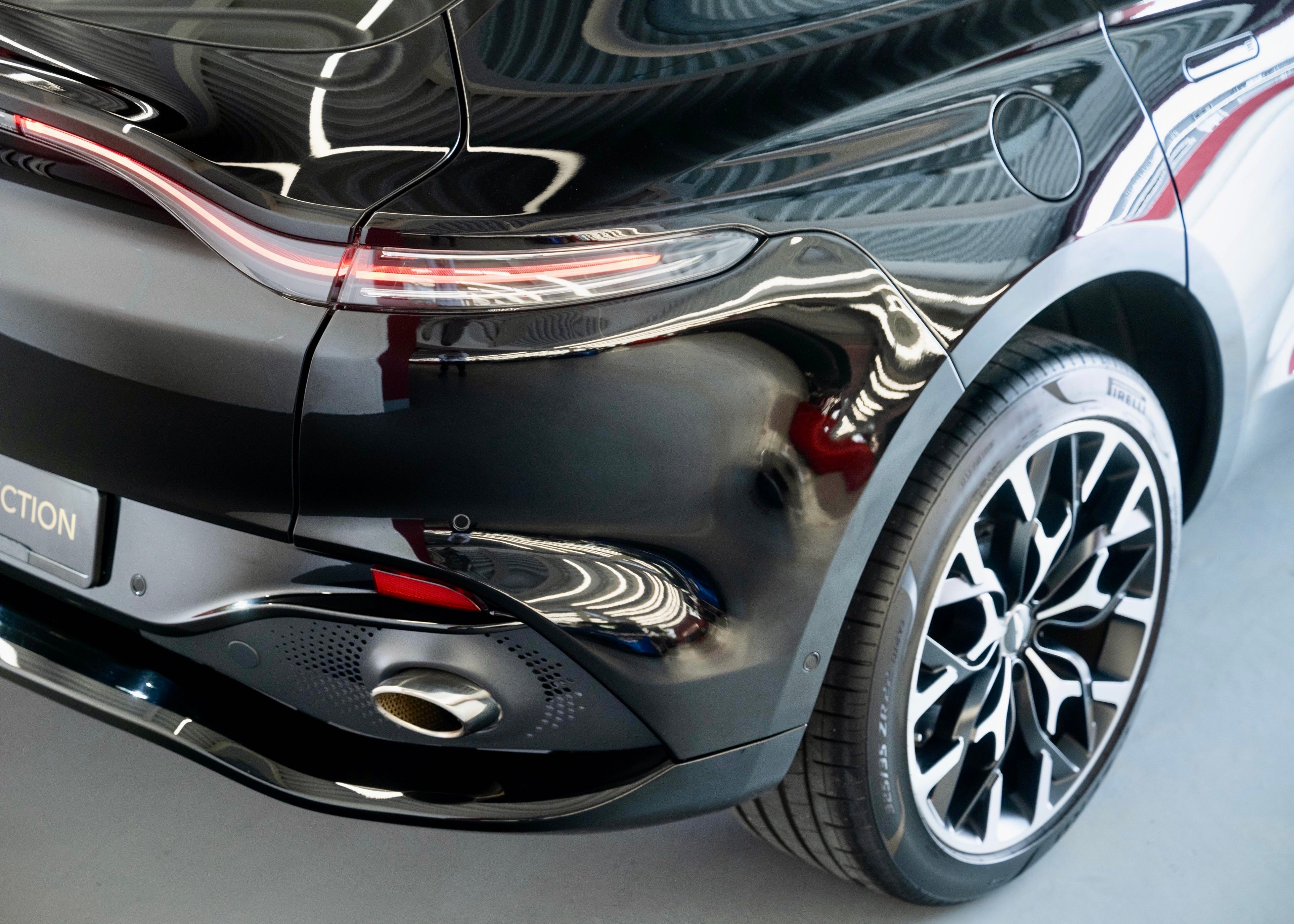 Image ASTON-MARTIN DBX DBX 4.0 V8 (1st hand, perfect condition, full Aston Martin history)