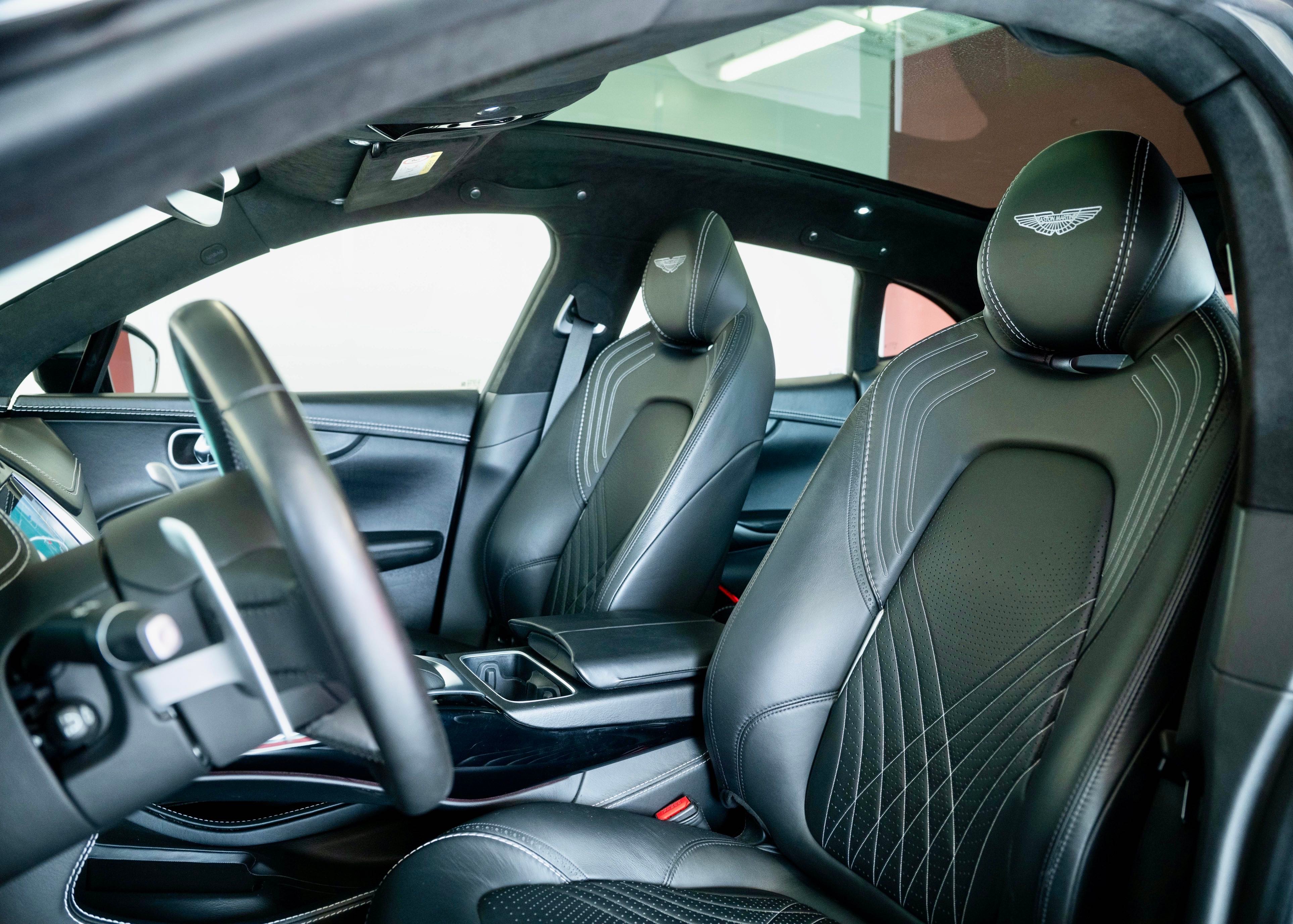 Image ASTON-MARTIN DBX DBX 4.0 V8 (1st hand, perfect condition, full Aston Martin history)