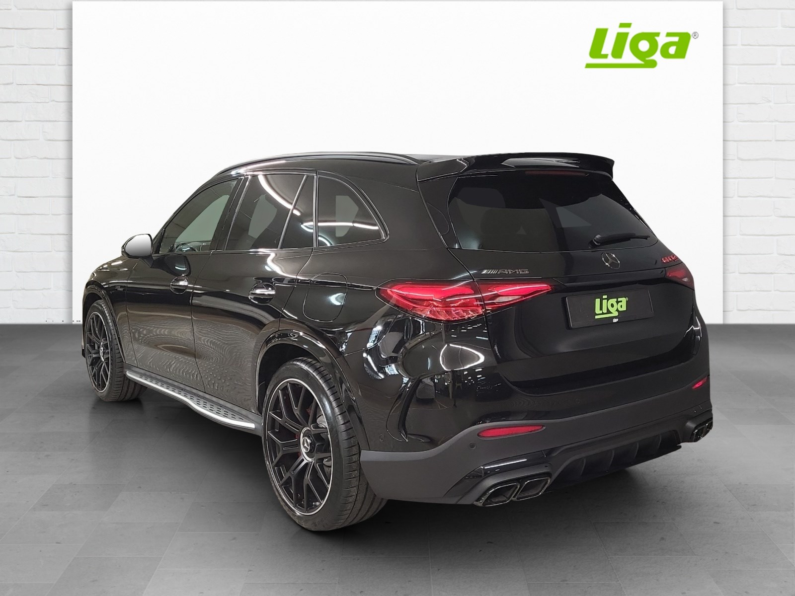 MERCEDES-BENZ AMG GLC 63 S E Performance-showroom-element-3
