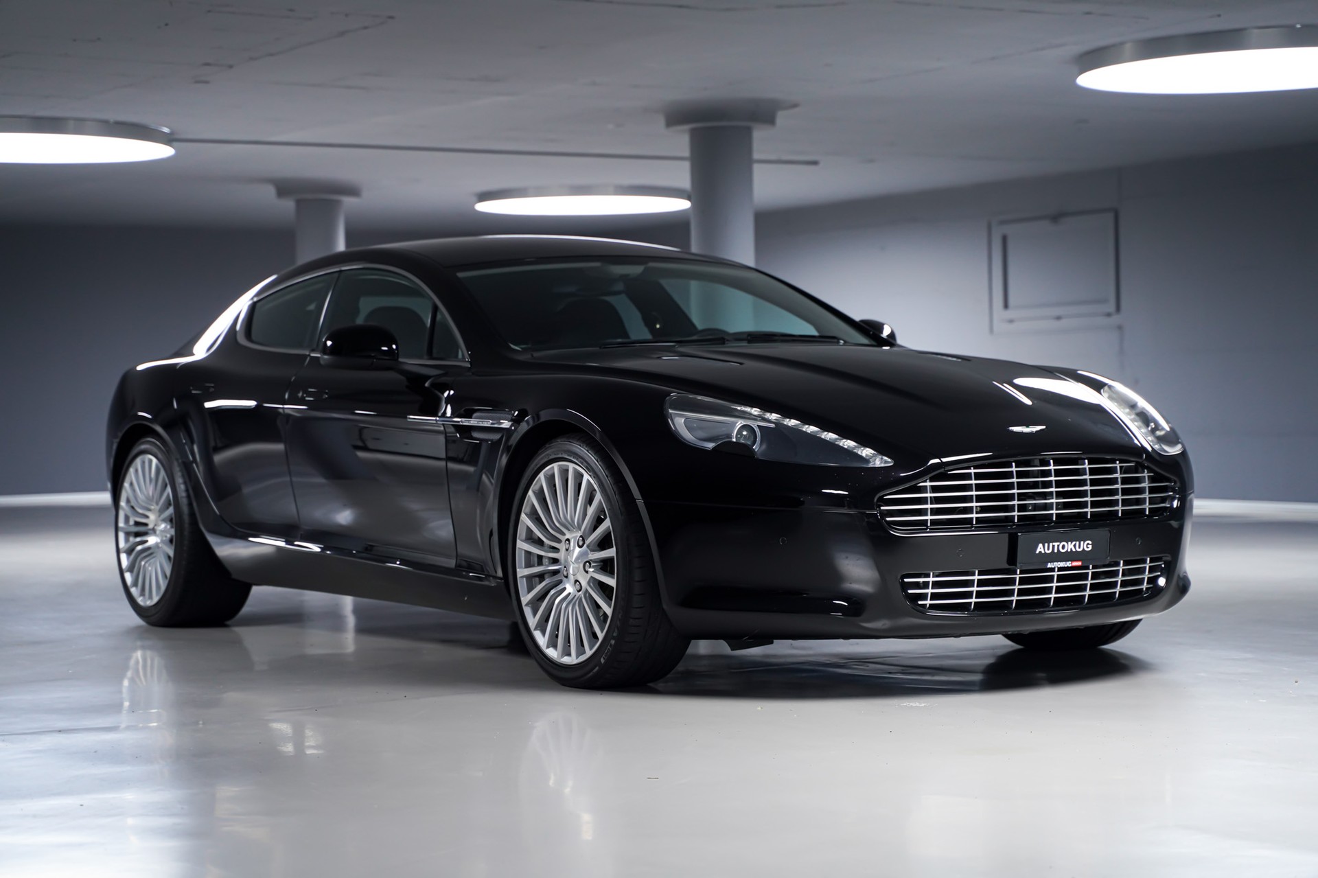 ASTON MARTIN Rapide 5.9 V12 Touchtronic 2-showroom-element-2