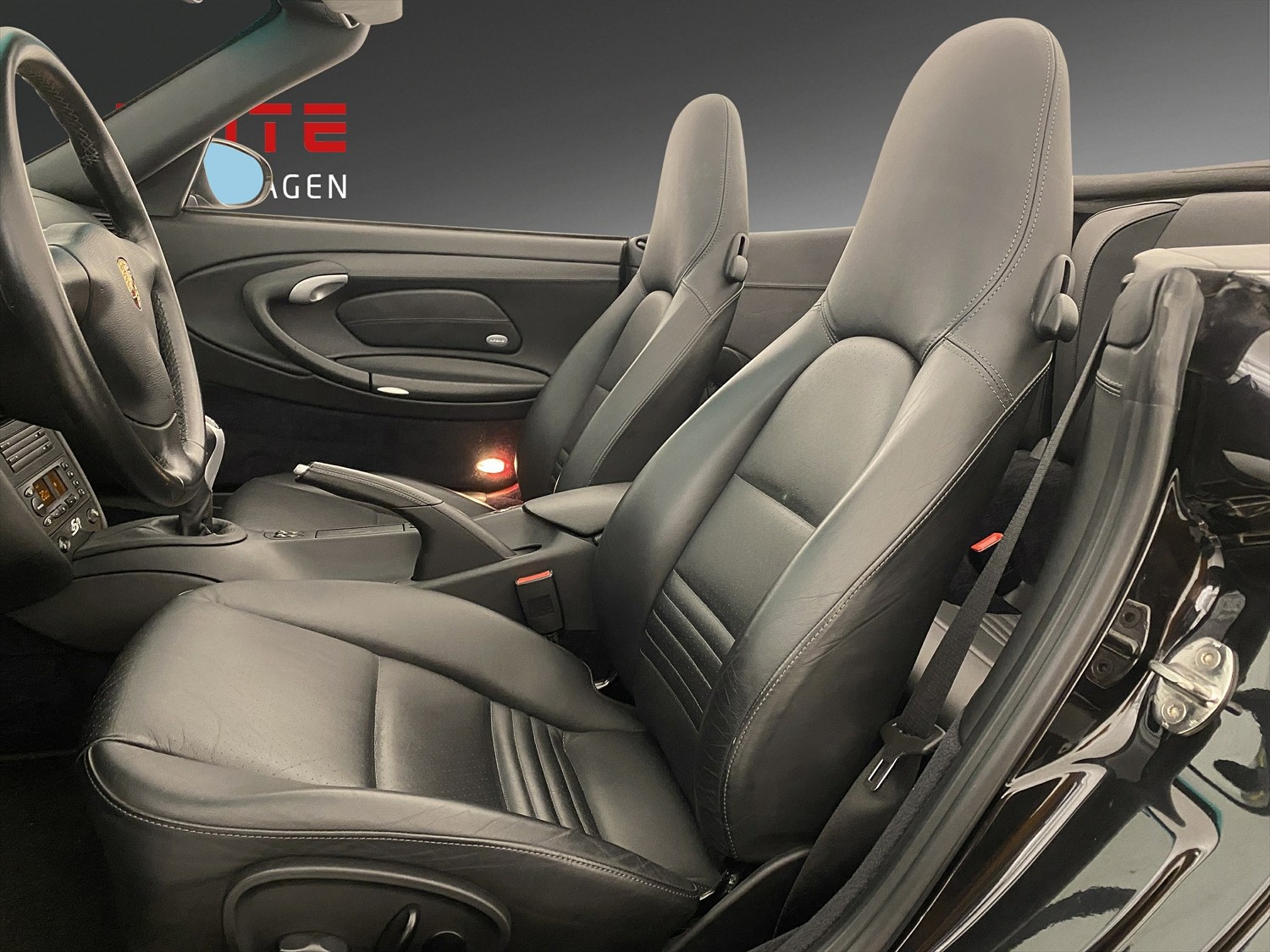PORSCHE 911 Carrera 4 S Cabrio PLUS-showroom-element-3