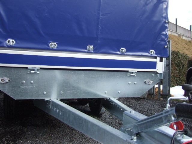 BLYSS Condor 1 2700 KG mit Blachenaufbau-image-9