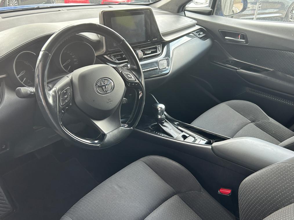 TOYOTA C-HR 1.8 HSD Trend CVT-showroom-element-3