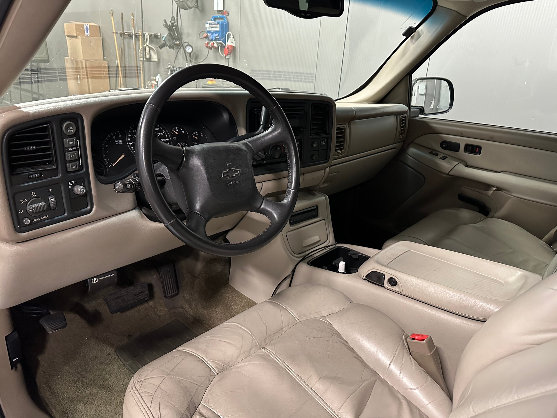 CHEVROLET Tahoe 5.3 Autotrac L-image-10