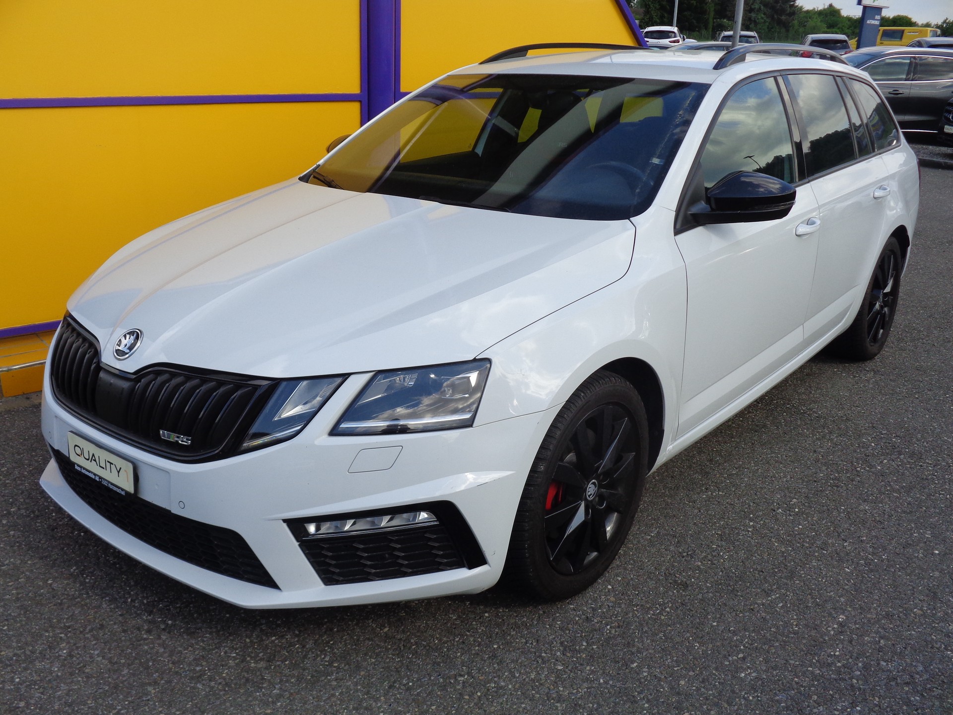 SKODA Octavia Combi 2.0 TDI RS 4x4 DSG-showroom-element-1