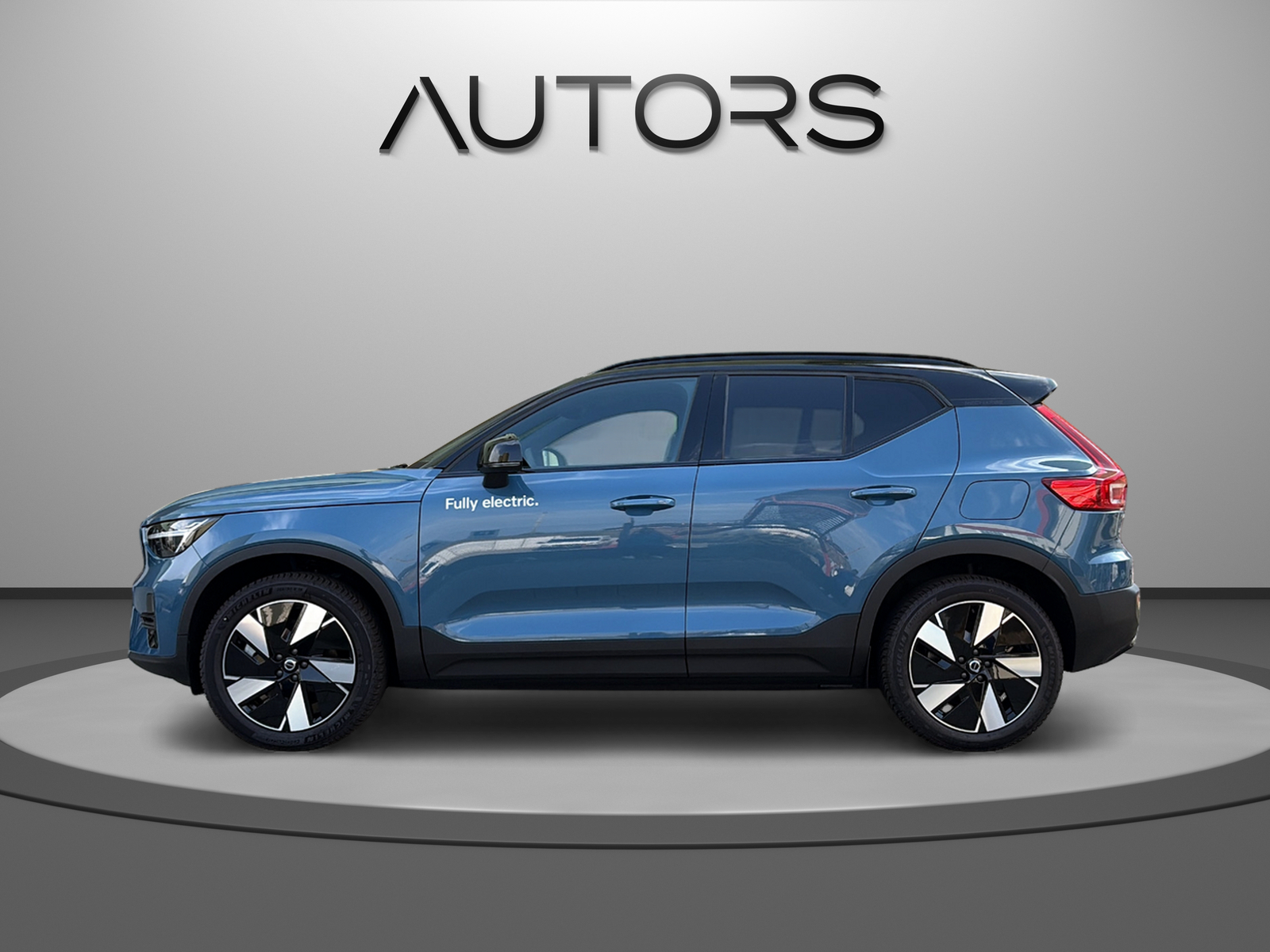VOLVO XC40 Recharge E80 82kWh Plus RWD-showroom-element-3