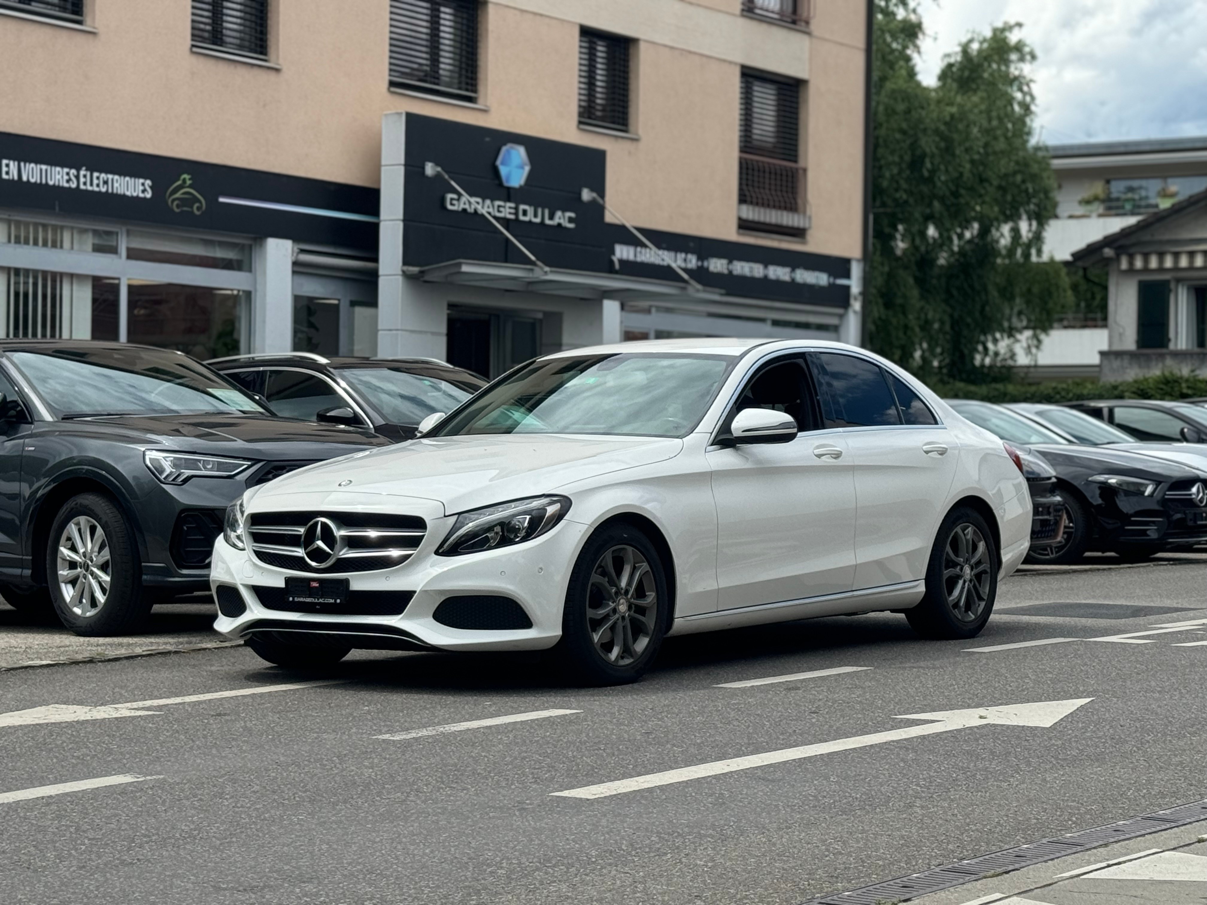 MERCEDES-BENZ C 180 Avantgarde (Limousine)