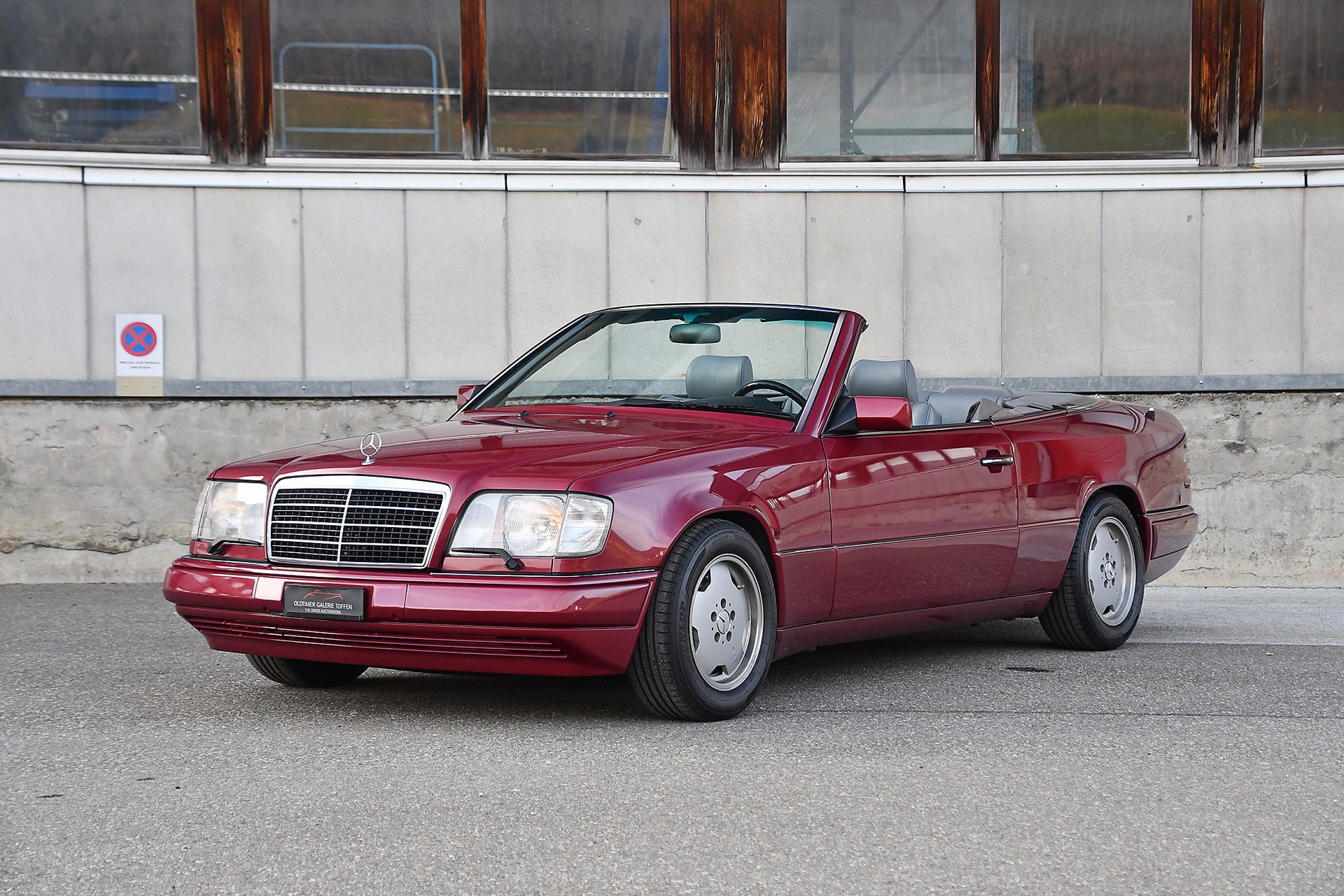 MERCEDES-BENZ E 320 Cabrio