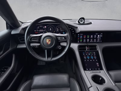 Porsche Taycan GTS Sport Turismo - Bild 6