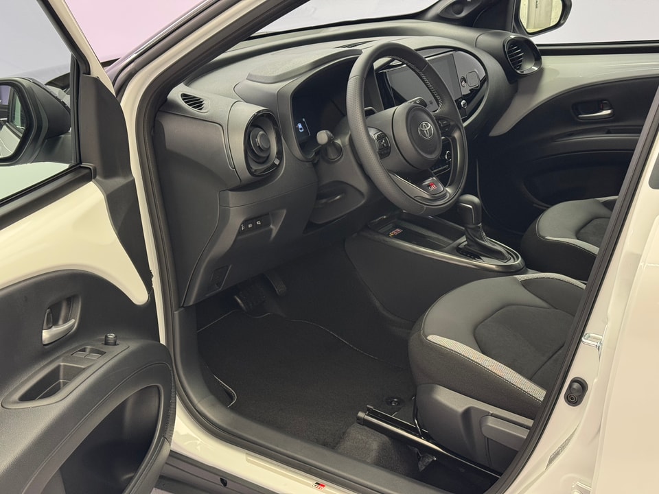 Aygo X Hybrid 1.5 GR Sport