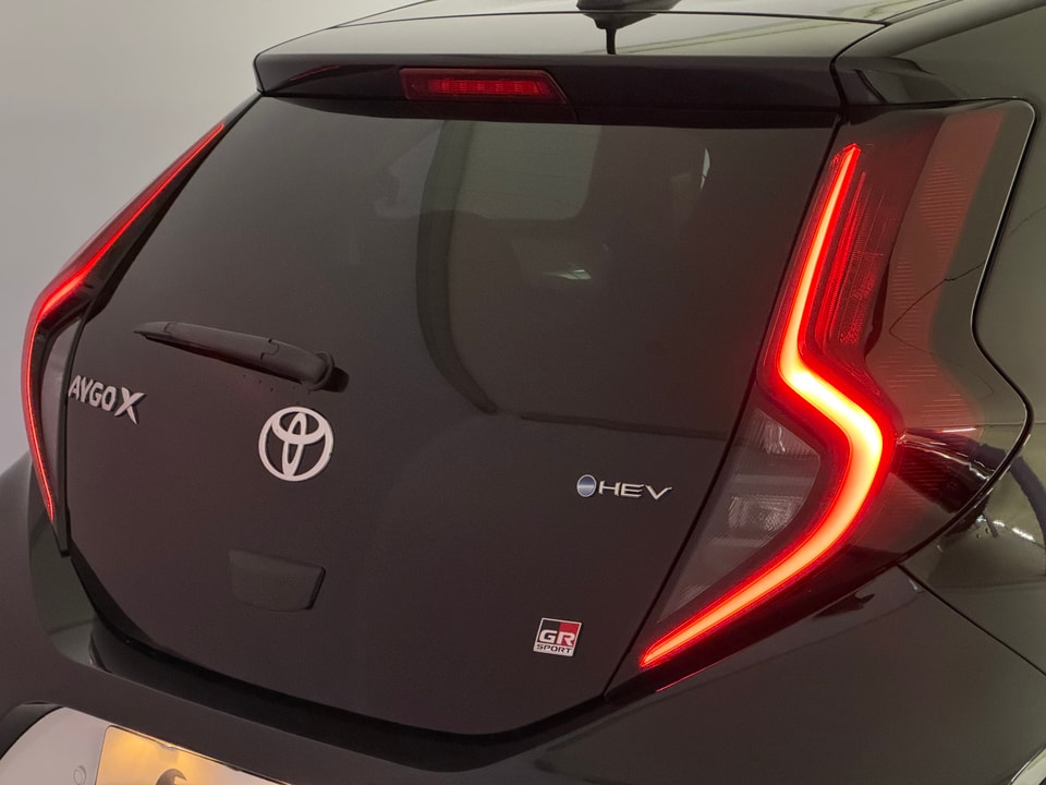 Aygo X Hybrid 1.5 GR Sport