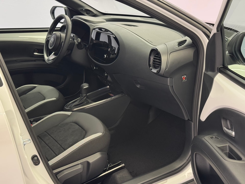 Aygo X Hybrid 1.5 GR Sport