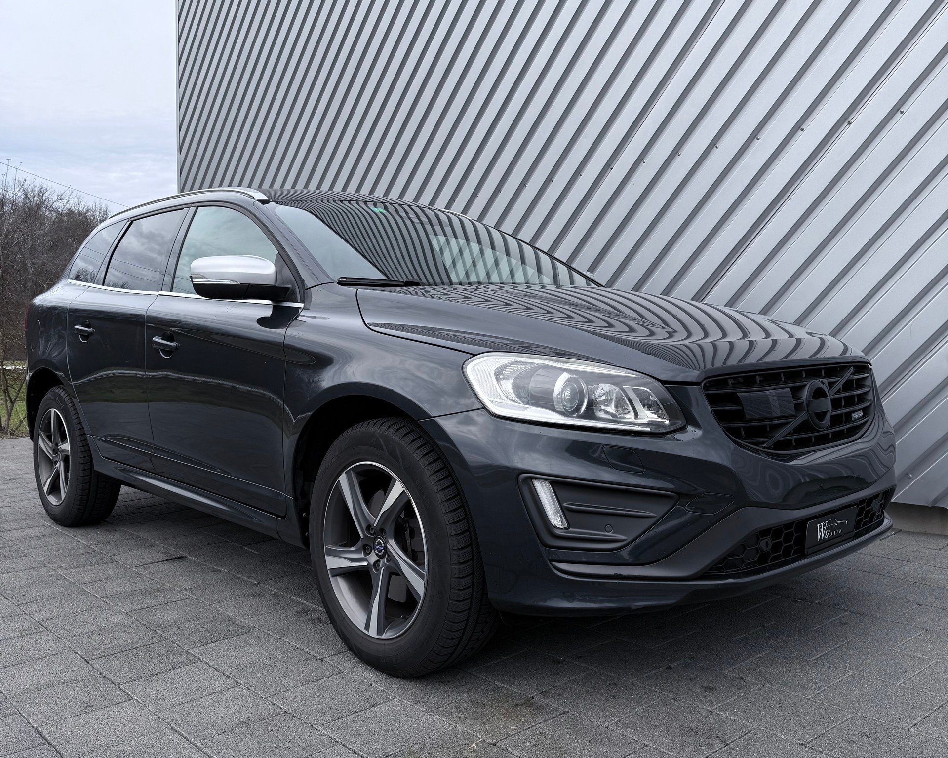 VOLVO XC60 D4 AWD Summum R-Design Geartronic
