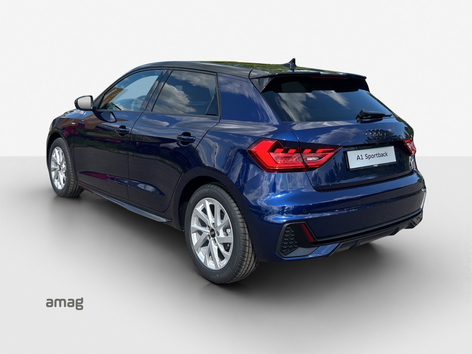 AUDI A1 Sportback 30 TFSI S Line Attraction-showroom-element-2