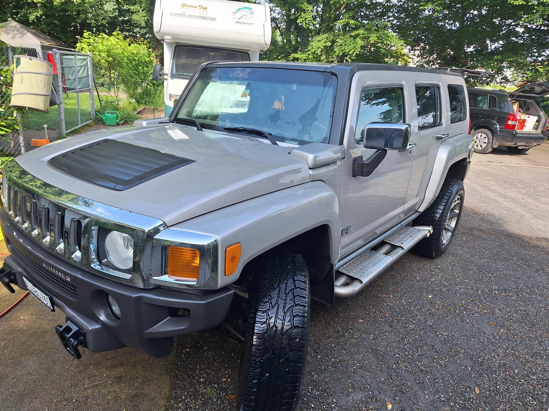 HUMMER H3