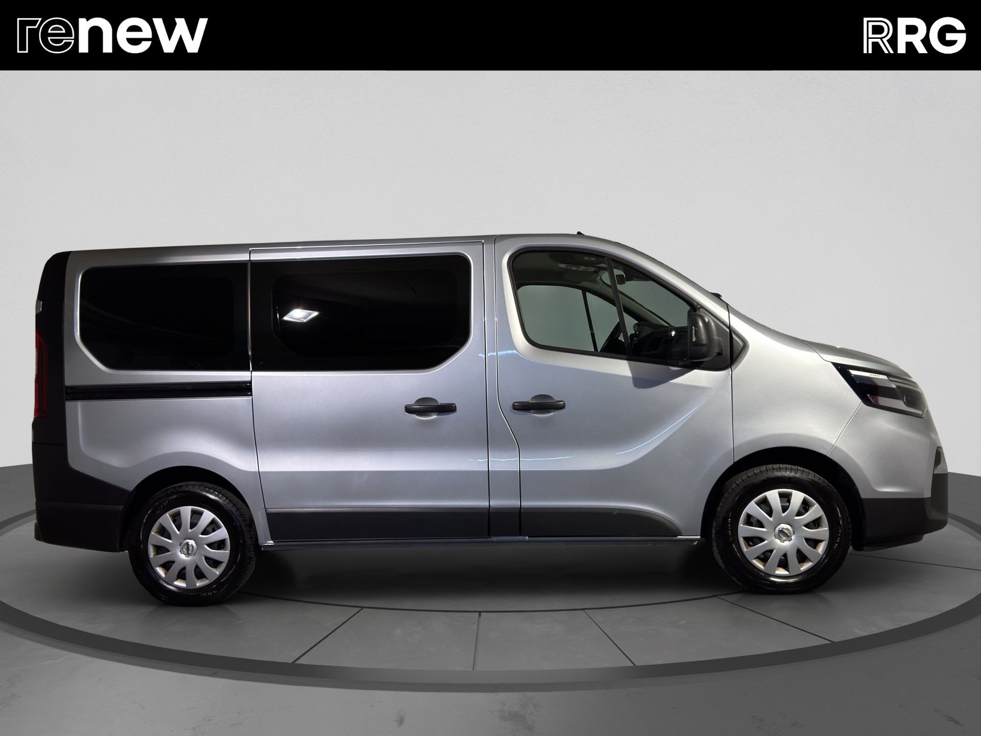 NISSAN Primastar dCi 170 2.8 L1H1 9 Pl. Acenta DCT-showroom-element-1