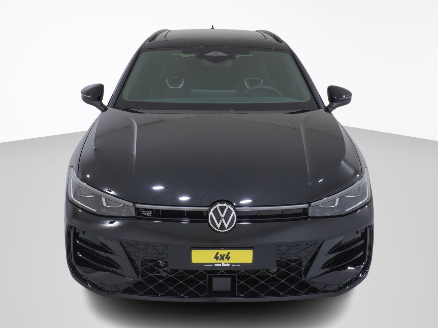 VW PASSAT Variant 2.0 TSI R-Line 4Motion DSG-image-6