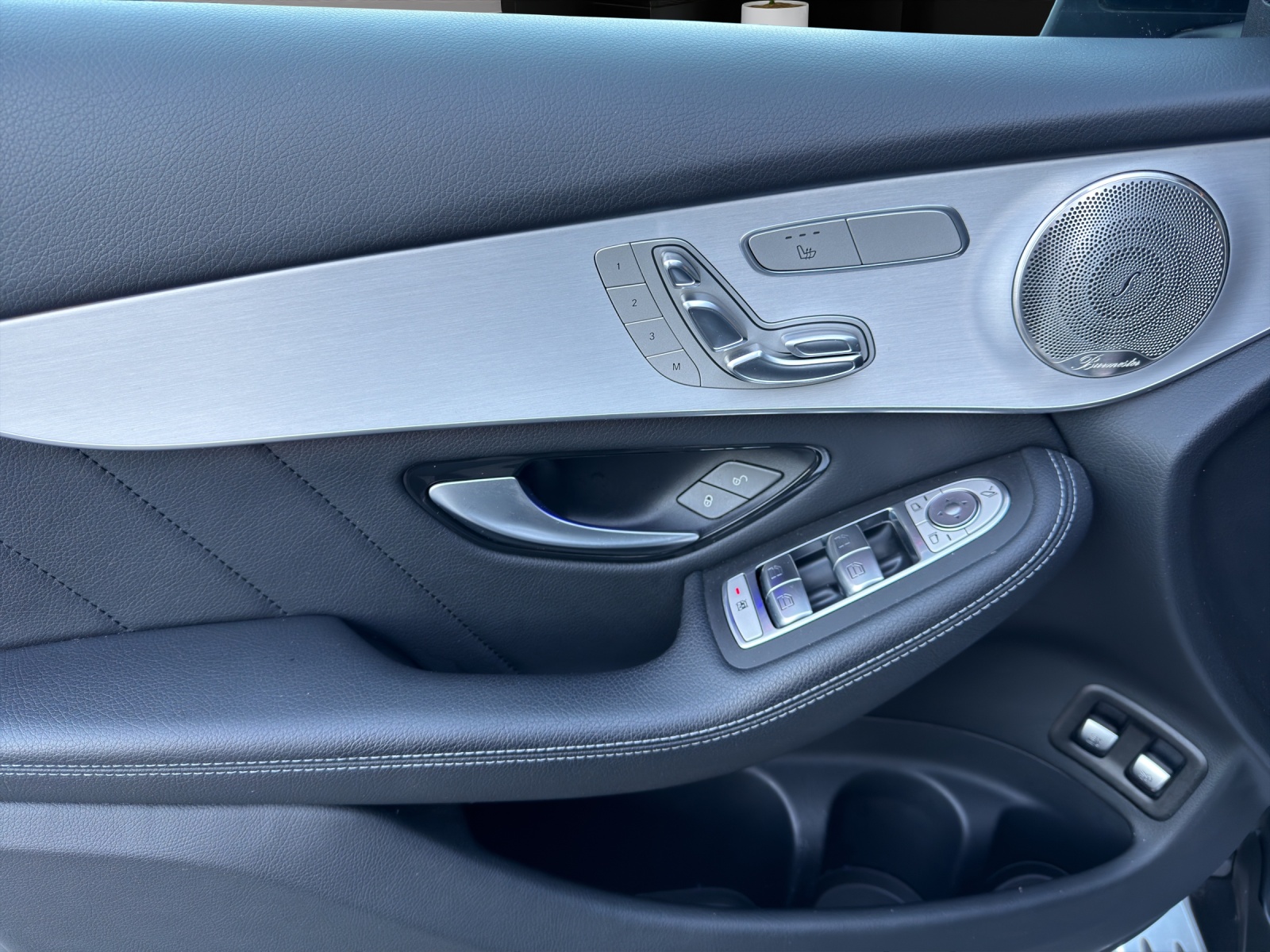 Image MERCEDES-BENZ GLC-300 GLC Coupé 300 e AMG Line Plus 9G-Tronic