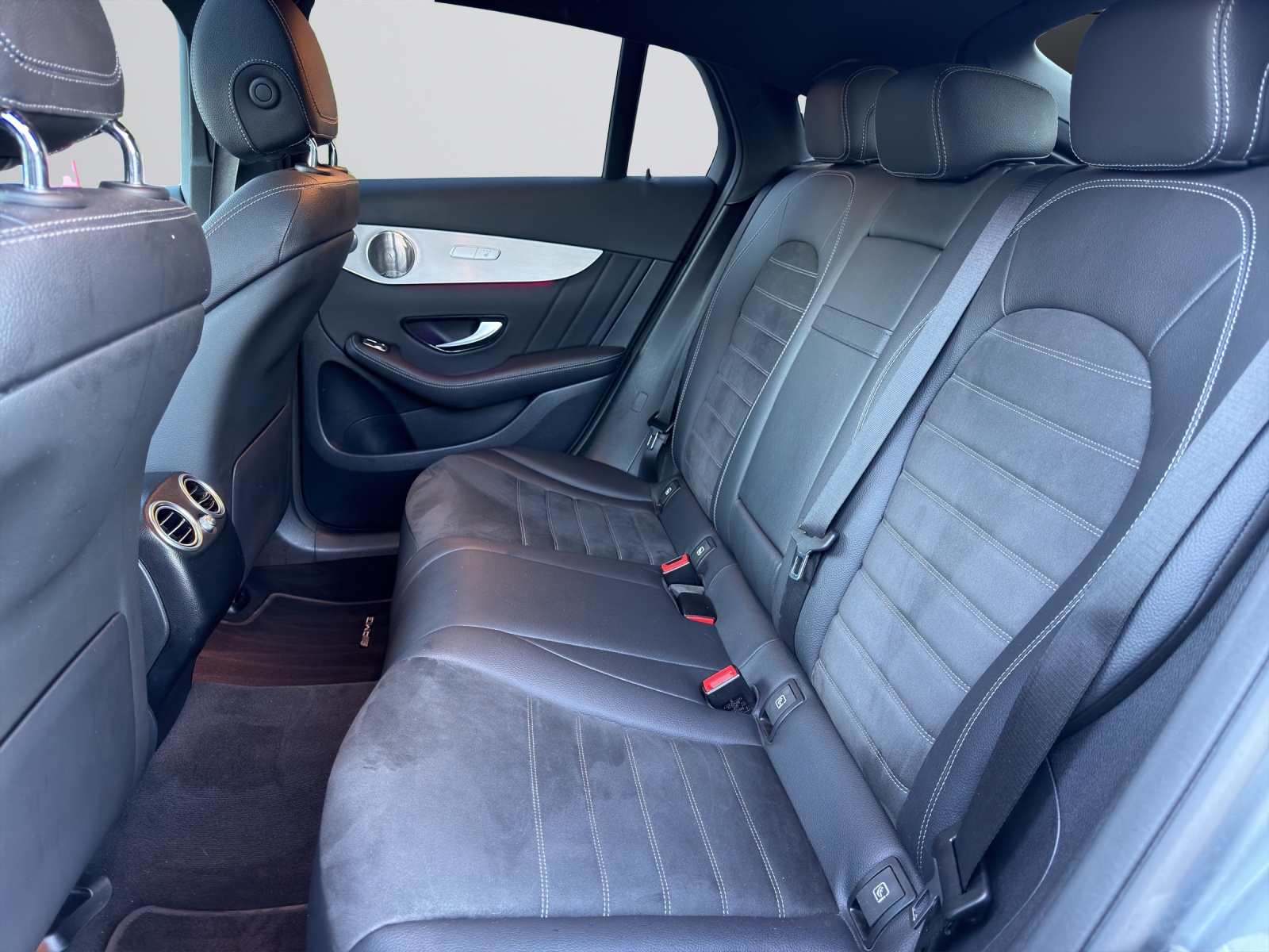 Image MERCEDES-BENZ GLC-300 GLC Coupé 300 e AMG Line Plus 9G-Tronic