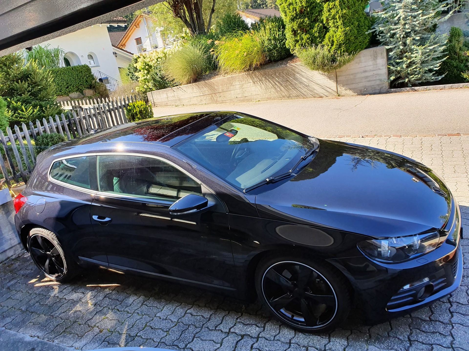 VW Scirocco 2.0 TSI DSG-image-3