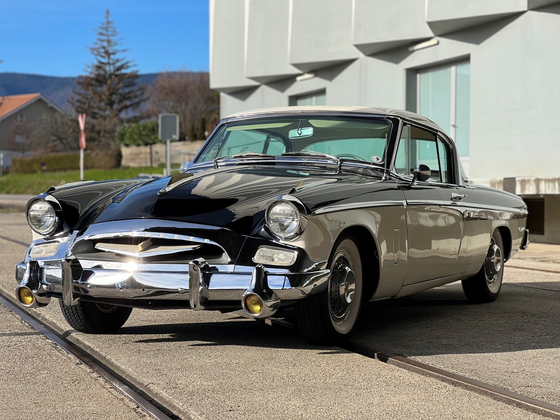 STUDEBAKER Speedster President-image-0