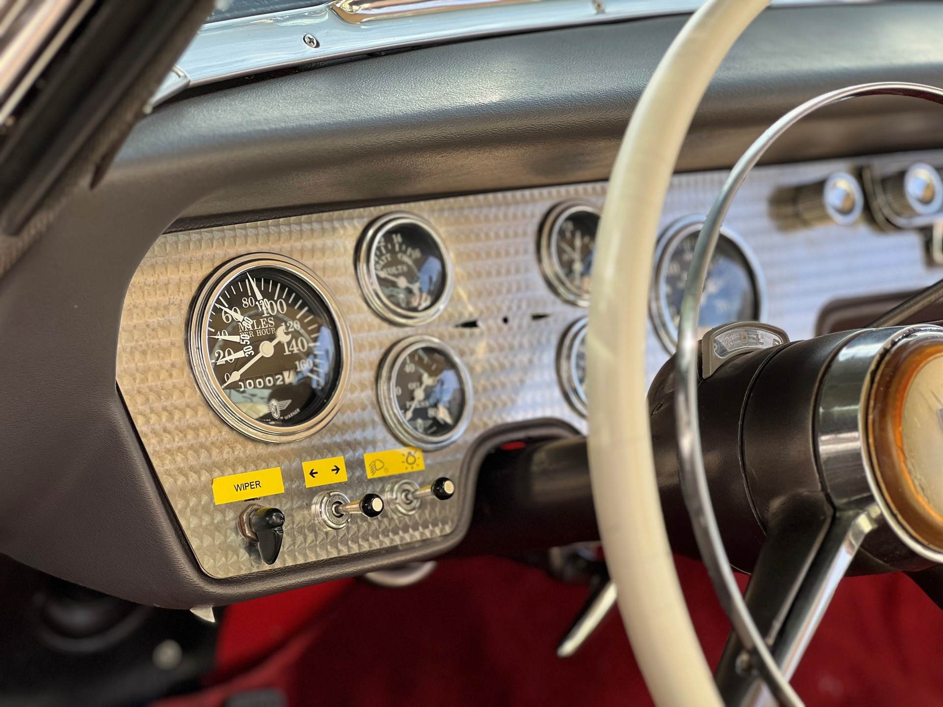 STUDEBAKER Speedster President-image-10
