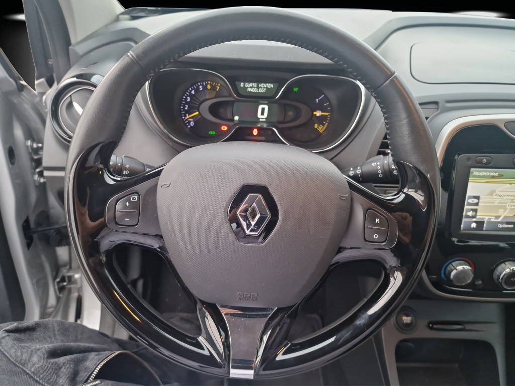 RENAULT Captur 0.9 TCe Dynamique S/S-image-12