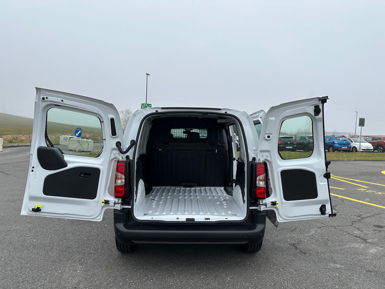 CITROEN Berlingo  Van 1.5 Blue HDi 130 s/s EAT8-showroom-element-2