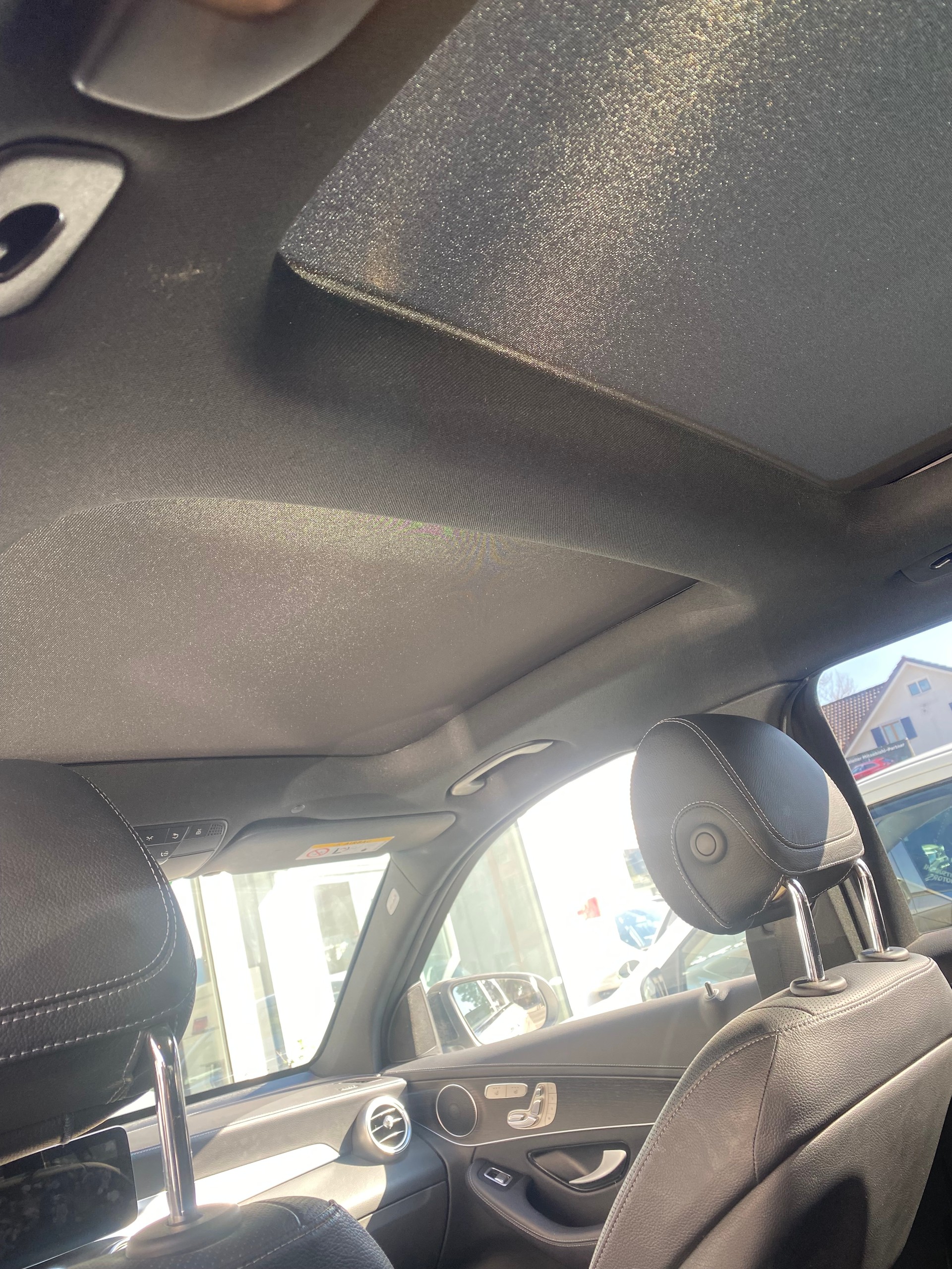 MERCEDES-BENZ GLC 300 de AMG Line 4Matic 9G-Tronic-image-9